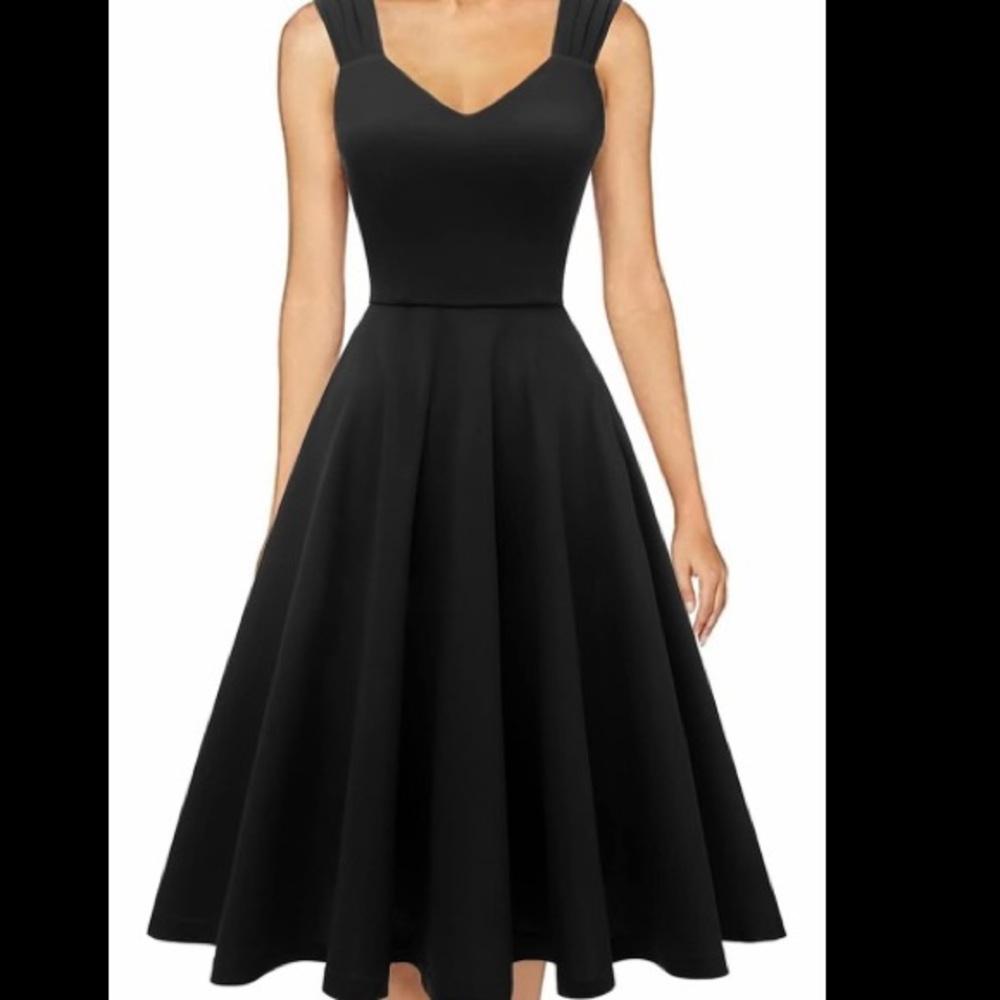 NWT black swishy swing dress sz medium